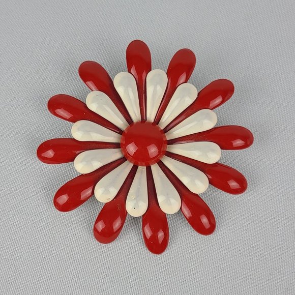 Vintage Jewelry - Vintage Red & White Enamel Flower Brooch